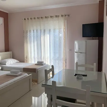 Apartment Fjori's *
